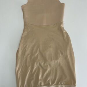 Maidenform ALLOVER SOLUTIONS BEIGE  Dress Shapewear  Slip Bodysuit Size M Medium